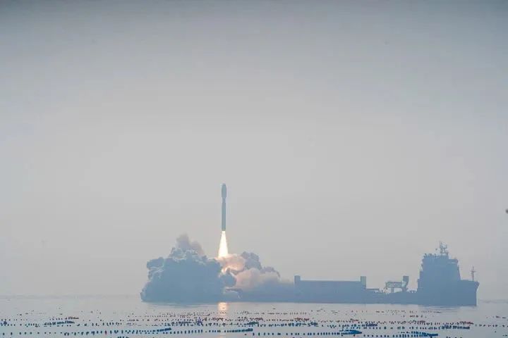 20250114微厘空间低轨卫星01组成功发射，深空动力助力展开.jpg